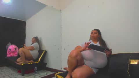 Lynn jonnes online show from March 18, 4:59 am