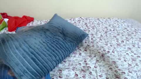 Snapshot of lynnesee chatting on March 16, 11:53 pm lyenne online show from March 16, 11:53 pm