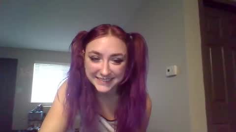 Lynn  online show from February 16, 7:43 pm