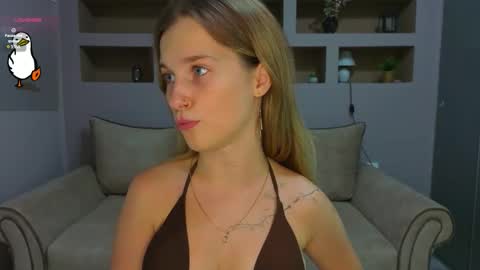 Snapshot of lynntiny chatting on September 14, 4:39 pm Lynn online show from September 14, 4:39 pm