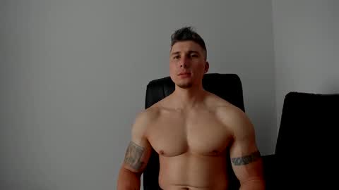 Lyonel online show from November 23, 6:08 pm