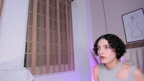 Lyravendrell online show from January 19, 12:20 pm