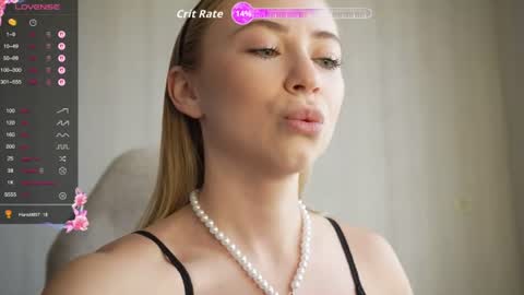 Snapshot of lysii_astra chatting on July 20, 10:39 am Liza online show from July 20, 10:39 am