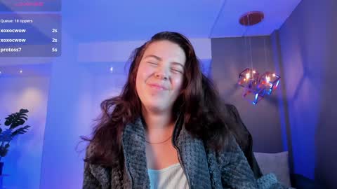 Lyssa  Everyday From 0700 to 1630 Col Time online show from December 27, 11:17 am