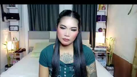 lytatto_lashes online show from July 5, 1:29 pm