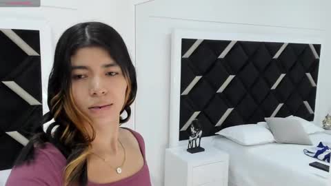 Snapshot of lyxi_ chatting on September 26, 11:36 am Lyxi online show from September 26, 11:36 am