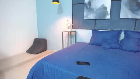 Snapshot of lyz_big_tits chatting on January 18, 12:26 pm lyz_big_tits online show from January 18, 12:26 pm