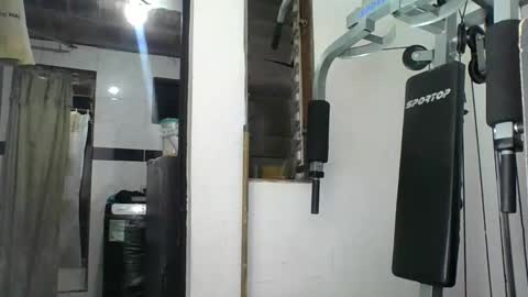 Snapshot of m0ntana777 chatting on September 12, 7:41 am m0ntana777 online show from September 12, 7:41 am