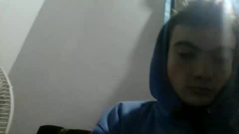 Snapshot of m0ntana777 chatting on September 13, 10:26 am m0ntana777 online show from September 13, 10:26 am