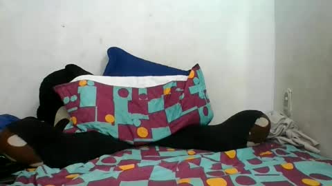 Snapshot of m0ntana777 chatting on September 23, 4:10 pm m0ntana777 online show from September 23, 4:10 pm