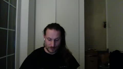 Snapshot of m4rduk81 chatting on January 19, 12:38 am m4rduk online show from January 19, 12:38 am