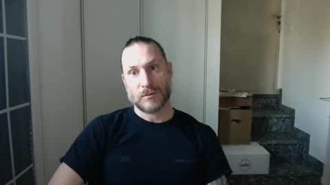 Snapshot of m4rduk81 chatting on February 6, 2:26 pm m4rduk online show from February 6, 2:26 pm