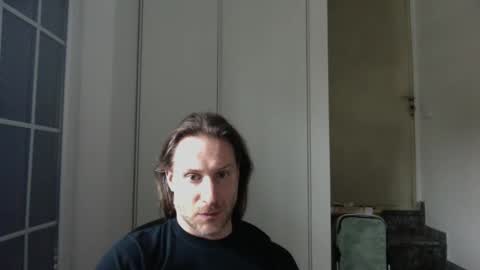 Snapshot of m4rduk81 chatting on February 19, 8:44 am m4rduk online show from February 19, 8:44 am