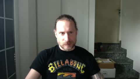 Snapshot of m4rduk81 chatting on March 10, 9:32 am m4rduk online show from March 10, 9:32 am