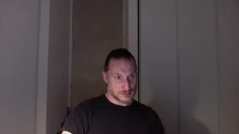 Snapshot of m4rduk81 chatting on November 3, 8:10 pm m4rduk online show from November 3, 8:10 pm