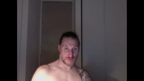 Snapshot of m4rduk81 chatting on November 6, 7:48 pm m4rduk online show from November 6, 7:48 pm