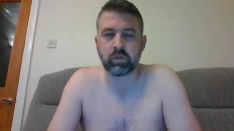 Snapshot of m5572 chatting on November 14, 9:46 pm Mathew online show from November 14, 9:46 pm