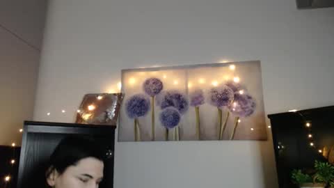 m_i_k_i_ online show from February 4, 11:49 am