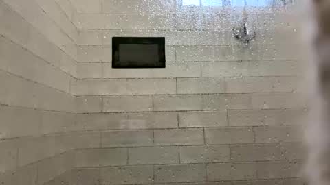 Snapshot of m_pete chatting on October 11, 1:31 pm m_pete online show from October 11, 1:31 pm