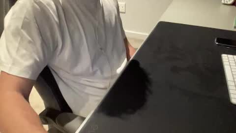 Snapshot of m_pete chatting on October 15, 7:36 pm m_pete online show from October 15, 7:36 pm