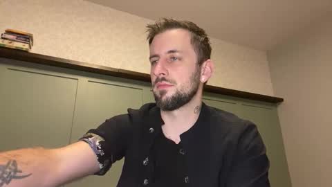 Snapshot of m_stephen chatting on February 12, 4:29 am m_stephen online show from February 12, 4:29 am