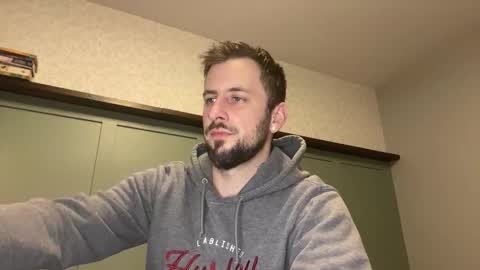 Snapshot of m_stephen chatting on February 12, 11:33 pm m_stephen online show from February 12, 11:33 pm