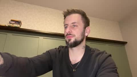 Snapshot of m_stephen chatting on February 14, 11:23 pm m_stephen online show from February 14, 11:23 pm