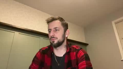 Snapshot of m_stephen chatting on February 17, 3:47 am m_stephen online show from February 17, 3:47 am