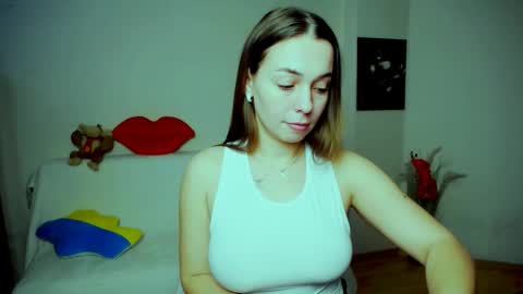 Vikki online show from December 14, 12:32 pm