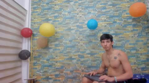 itgram pezlo josue online show from January 11, 4:03 pm