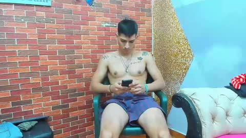 itgram pezlo josue online show from February 17, 12:16 pm