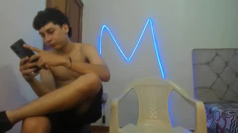 Snapshot of maaster420 chatting on February 15, 4:58 pm itgram pezlo josue online show from February 15, 4:58 pm