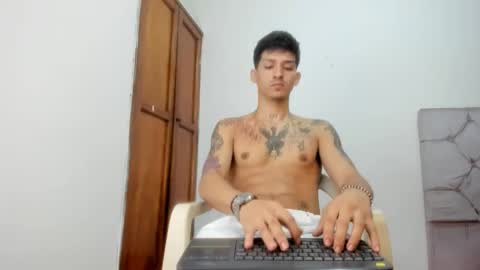 Snapshot of maaster420 chatting on February 20, 2:28 pm itgram pezlo josue online show from February 20, 2:28 pm