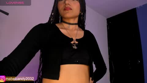 Snapshot of mabel_candy chatting on January 11, 9:25 pm Mabel Candy online show from January 11, 9:25 pm