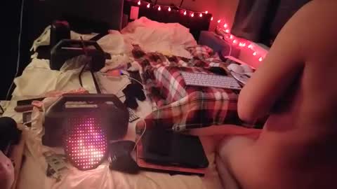 mac1119 online show from April 1, 8:37 am