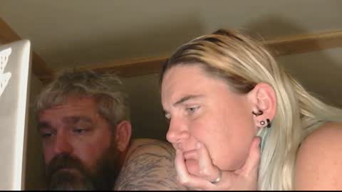 macabrediamomd online show from February 25, 7:18 am