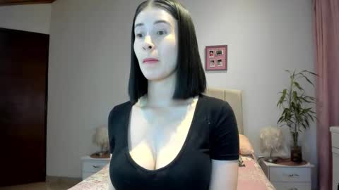 Macarena online show from September 22, 3:19 am