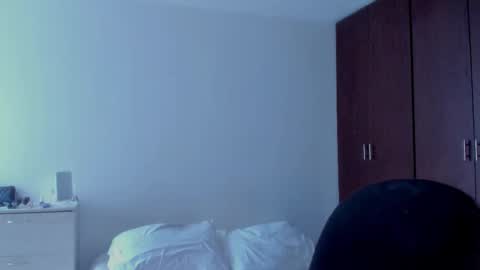 Snapshot of macarenax chatting on November 17, 5:41 pm Maca online show from November 17, 5:41 pm