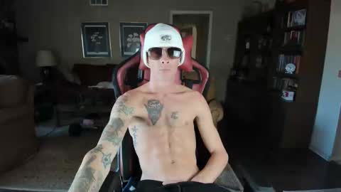 machinecumkelly69 online show from February 16, 6:48 pm