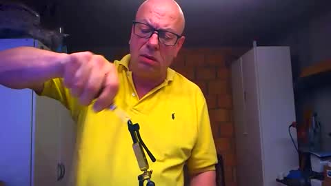 Andy online show from April 16, 6:52 pm