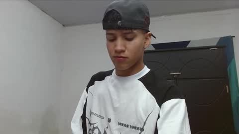 MACHO DOMINANTE online show from October 24, 11:23 pm