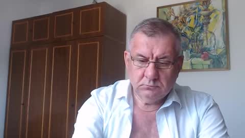 Macho online show from September 17, 1:46 pm