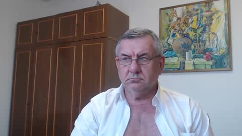 Macho online show from March 28, 3:33 pm