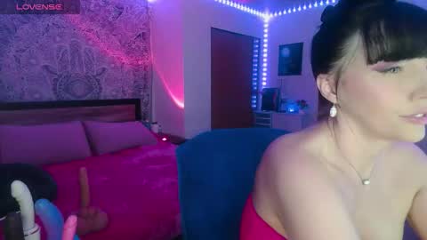 maciimayy online show from March 8, 9:29 pm