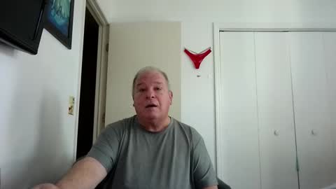 mackdocc001 online show from January 6, 3:38 pm