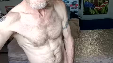 mackdog1369 online show from April 12, 4:01 pm