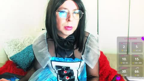 Snapshot of madalicexxx chatting on October 2, 5:47 am Alice online show from October 2, 5:47 am