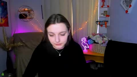 Snapshot of madam_ulis chatting on April 2, 2:26 pm Ulis online show from April 2, 2:26 pm
