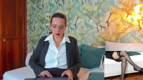 Madam Angelic online show from June 20, 3:09 am