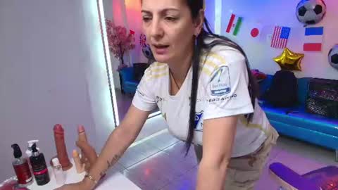 Madame Scarllet  online show from July 18, 11:47 am